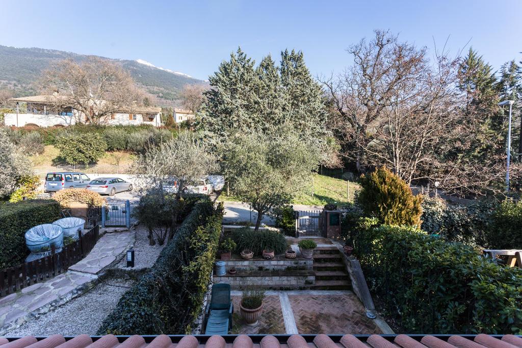 Le Fate Di Campagna Apartment Assisi Exterior photo